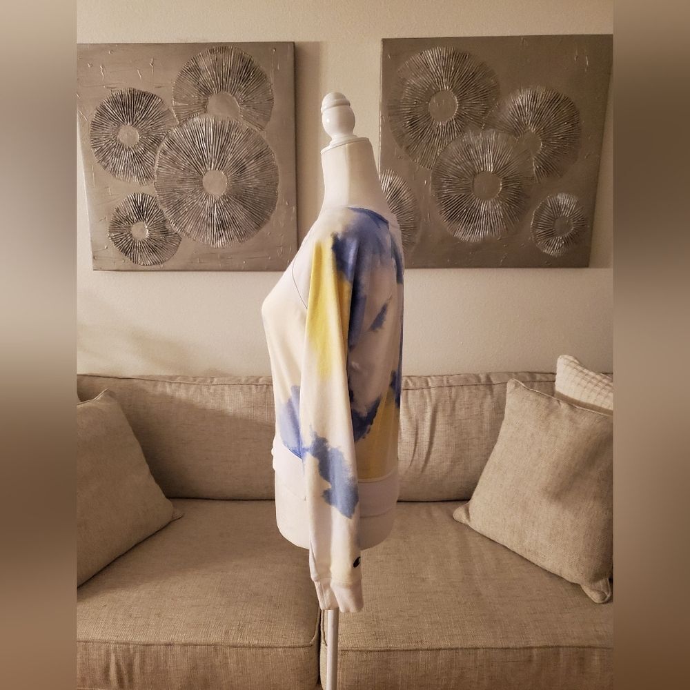 😎 CHAMPION 😎 Tie Dye French Terry Cropped Sweatshirt - [Small, Yellow/Blue] - Picture 6 of 10